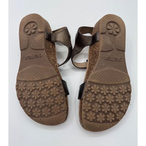 Aetrex Lori Bronze Size 8 Sandals With Adjustable Straps & Embellished Details - Picture 6 of 13